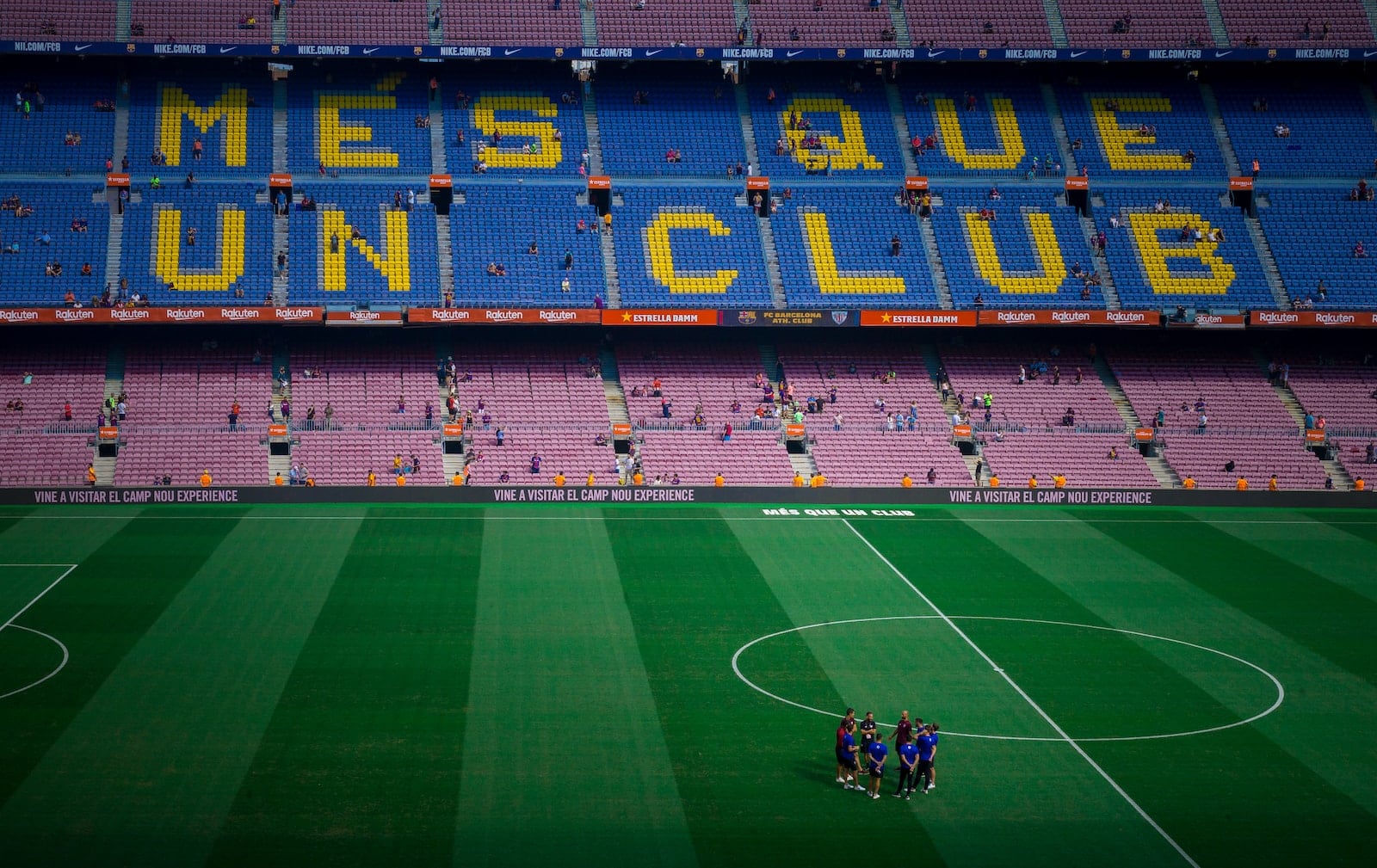 Lionel Messi (Leo Messi) : footballeur international argentin et buteur ailier droit du Paris Saint-Germain