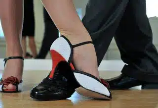 Quels sont les différents types de danses à trouver sur un portail de la danse ?